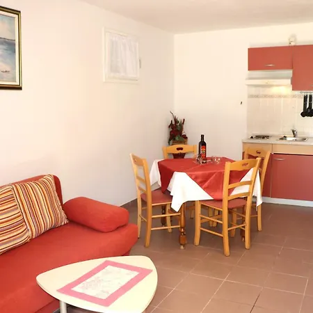 A 5 With Terrace Garden And Sea View 度假居